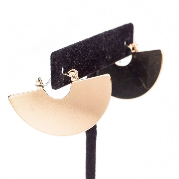 Ornamental Stone Jewelry - Flat Half Disc Gold Metal Earrings